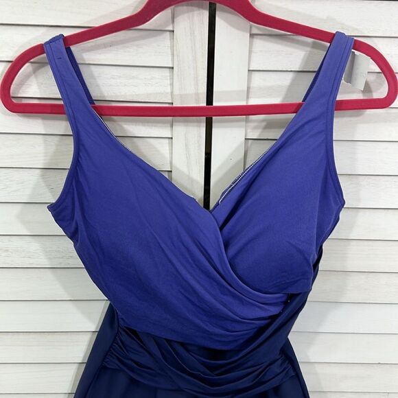 Lands End Slendersuit Swimsuit Size 6 One Piece Blue Ombre - Picture 3 of 12